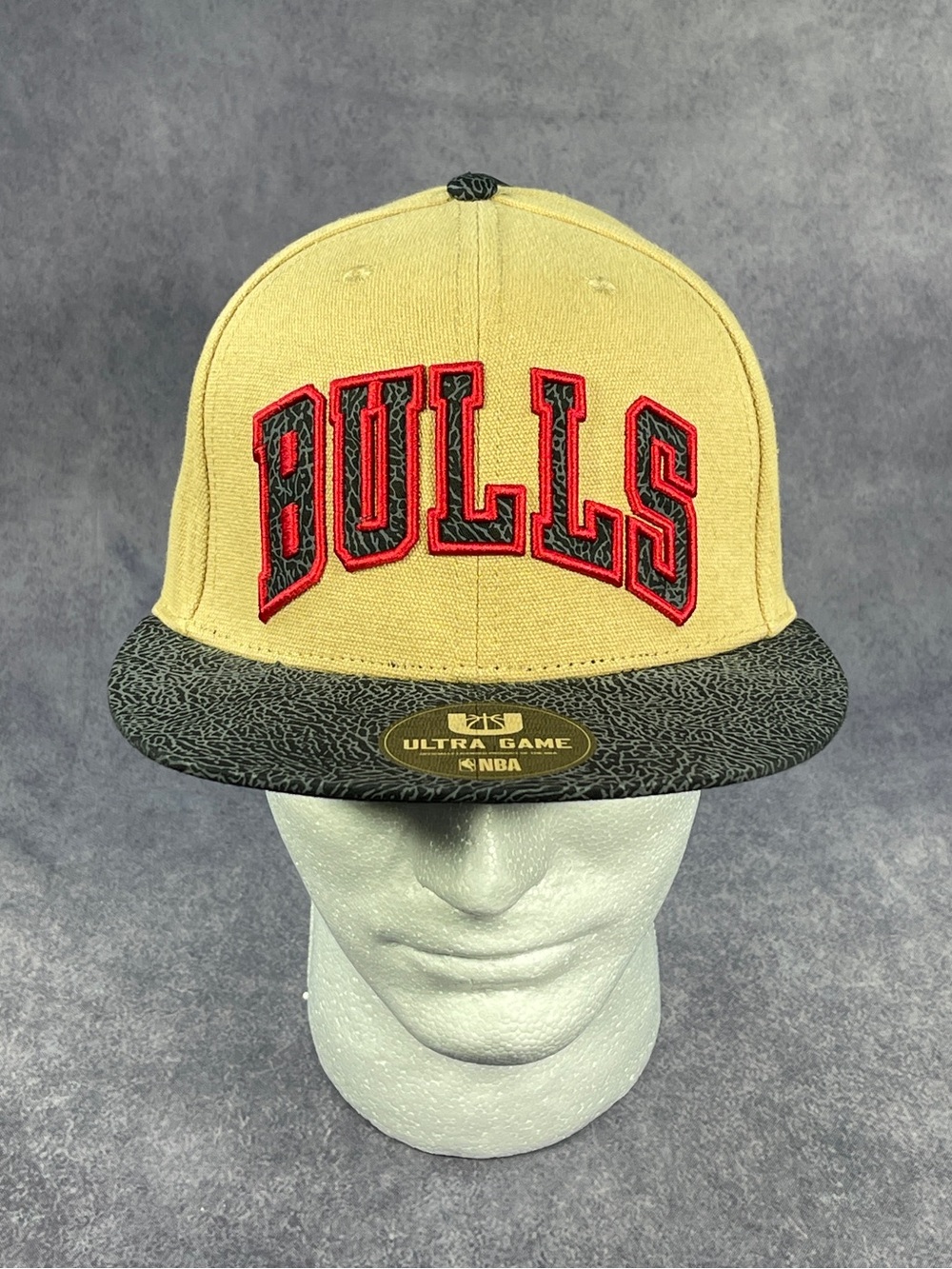 Ultra Game Chicago Bulls Rhino SnapBack Adjustable Hat *VGME401F* OSFM  NEW